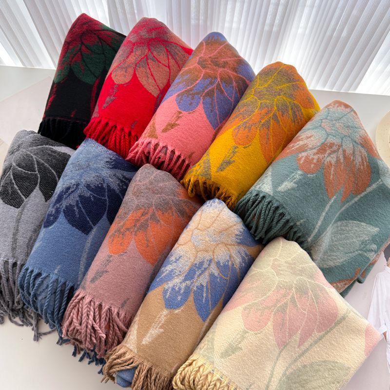 Elegant Women's Double-Sided Cashmere-Feel Scarf Shawl for Autumn & Winter - Thick, Warm, Dual-Use Neck Protection.