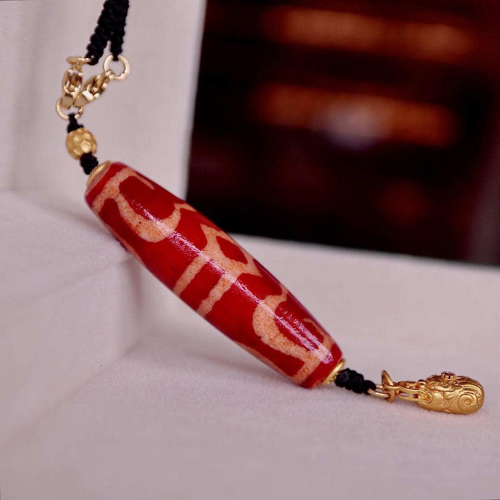 Tibetan Cultural Necklace: Agate Seven-Eyed and Five-Eyed Dzi Beads