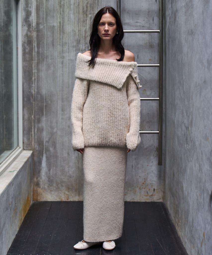 GRIDAJ Mohair Off-Shoulder Loose Fit Pullover_Beige