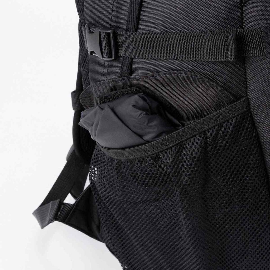 Helly Hansen Fiordland 28 Rucksack, Unisex, Wird mit Regenhülle geliefert, Wasserdicht, für den Weg zur Arbeit oder Schule, [SS23], Schwarz