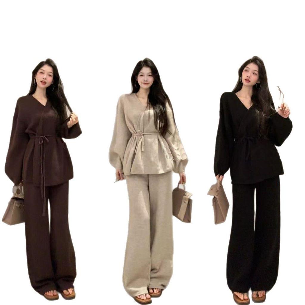 Petite High-End Knit Sweater & Wide-Leg Pants Set for Fall/Winter - Elegant Mature Style