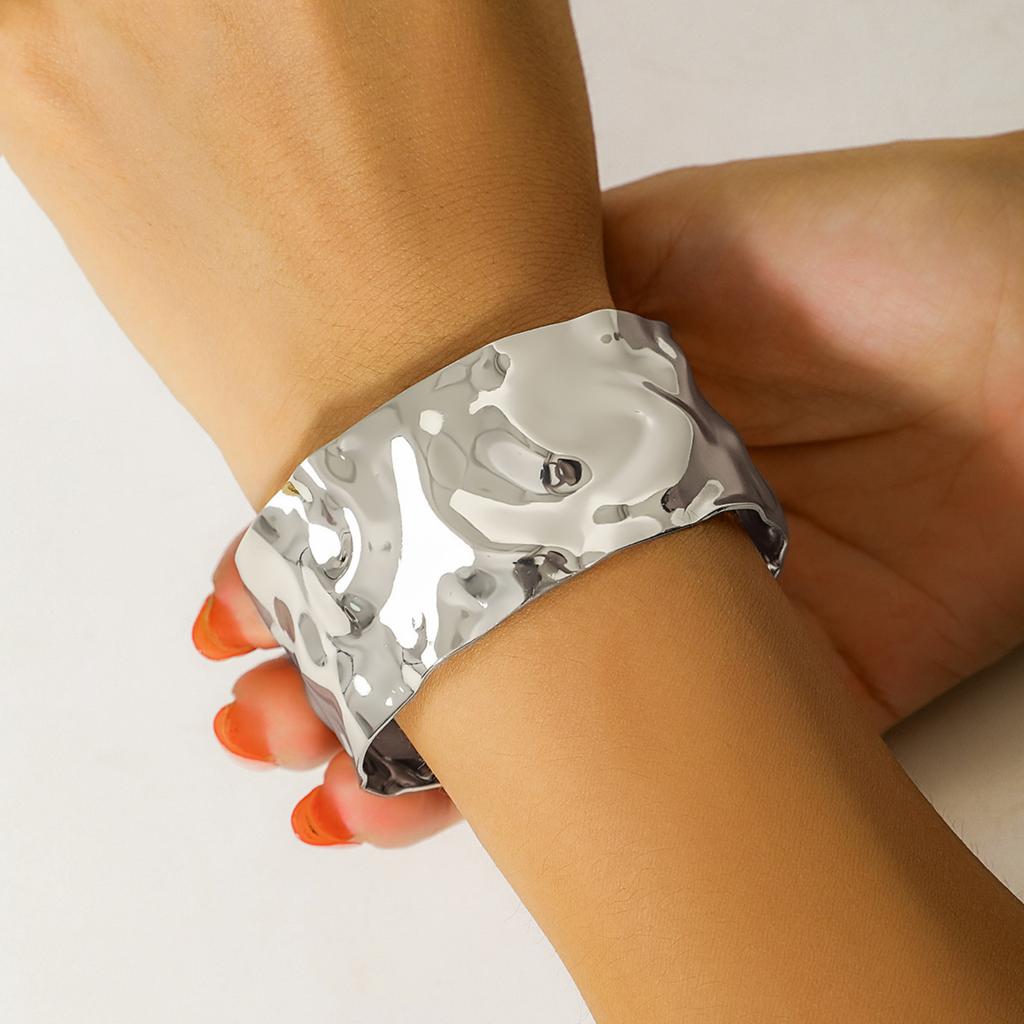 Women's Tone Bracelet Design 03 22