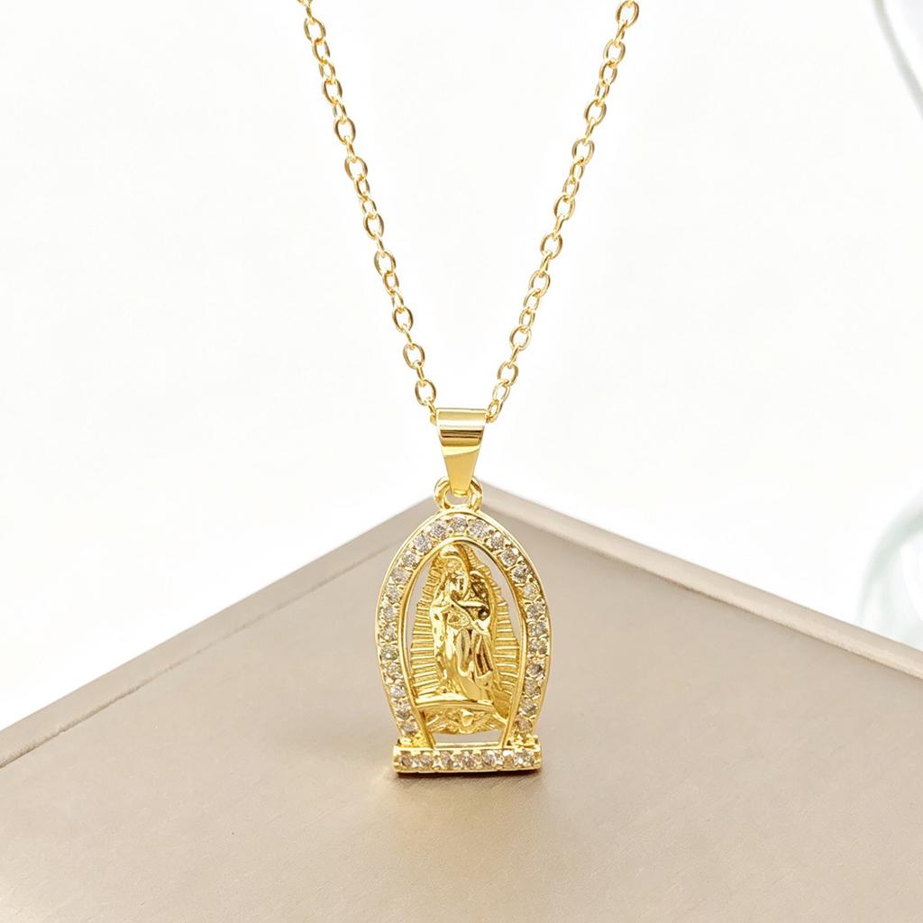 New Arrival Religion Moon/Arch Shaped Virgin Mary Jesus Zirconia Pendant Necklace Elegant Vintage Charm Jewelry Gift for Women