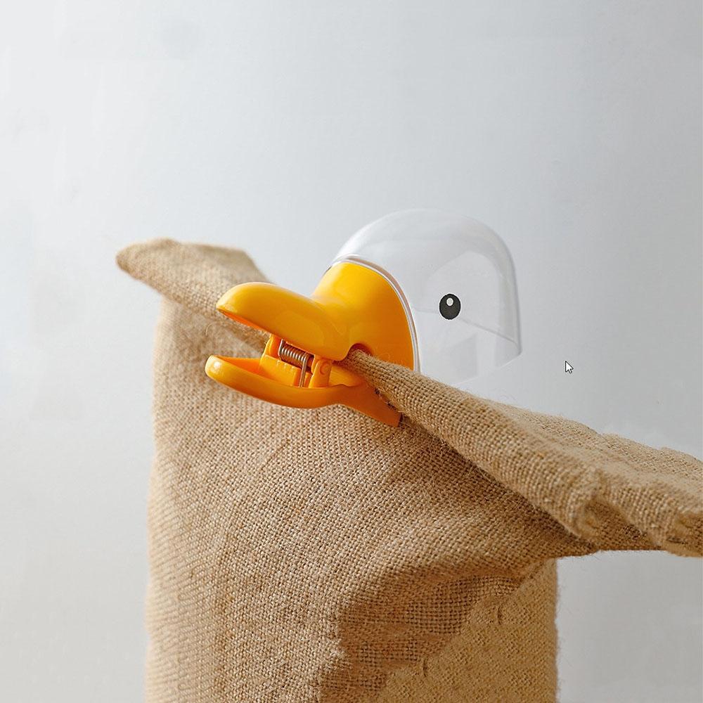 Household 2 in 1 Creative Duck Shape Plastic Shovel Handled Spoon With Bag Clip Food Sealing Clip Kitchen Accessories