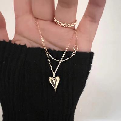 Collar con corazón amoroso de plata esterlina S925 para mujer, diseño de interés especial, colgante de corazón de melocotón brillante de lujo ligero, cadena de clavícula simple