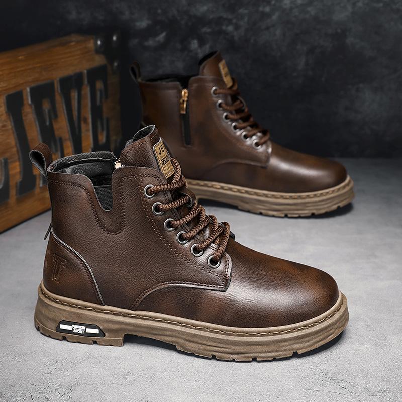 Luksuriøse menn ankelstøvler Retro britiske høye toppstøvler for menn mote skinnsko av høy kvalitet 2024 Nye utendørs menn motorsykkelstøvler