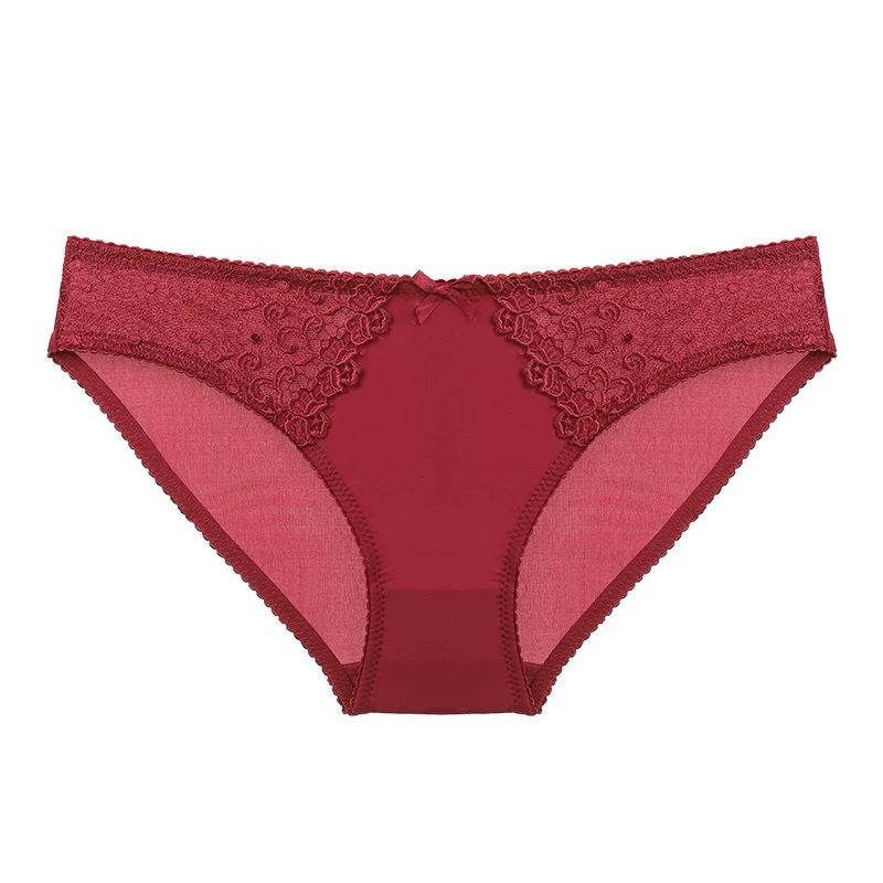 Women Sexy Plus Size Low Waist Hip Lifting Lace Embroidered Triangle Briefs