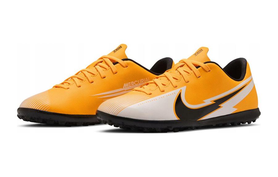 Nike Mercurial Vapor 13 Assassin 13 Club TF Low top Kids' Soccer Shoes Yellow Black Kids' AT8177-801