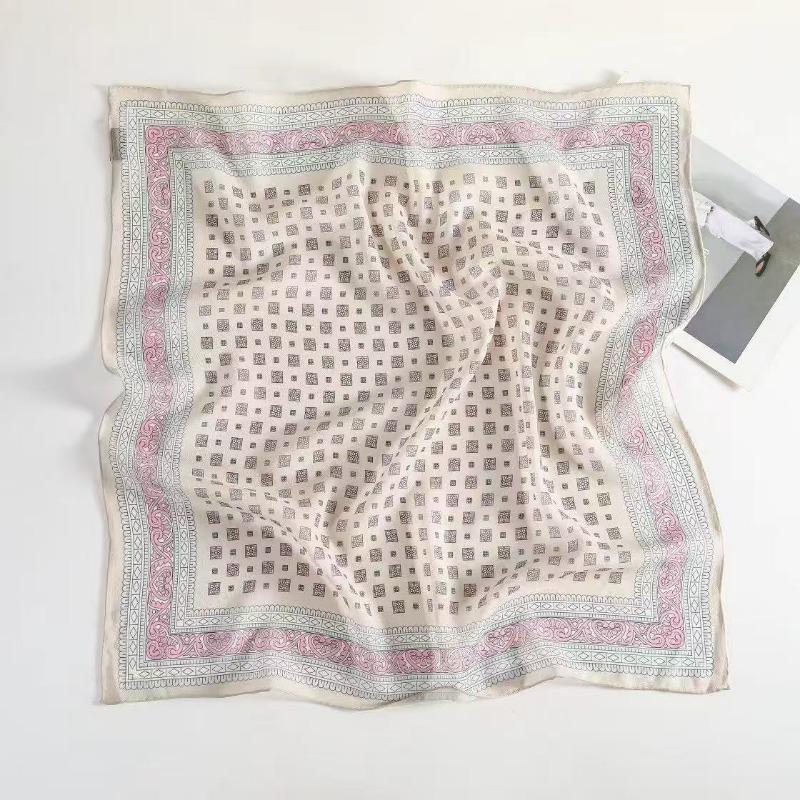 Spring and summer new 100% mulberry silk georgette silk scarf women's retro lazy Chinese square scarf premium scarf accessories