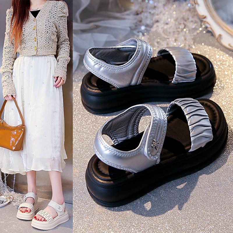 Fashion Sandals 2024 Summer New Style Silver Sports Casual Magic Stickers Beach Shoes for Boys and Girls