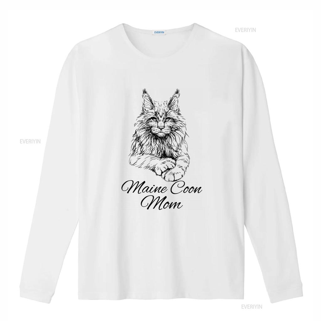 Maine Coon Mom T Shirt for Cat Lovers Stylish and Comfortable with Beautiful Design vintage Washed fashion graphic Stretched