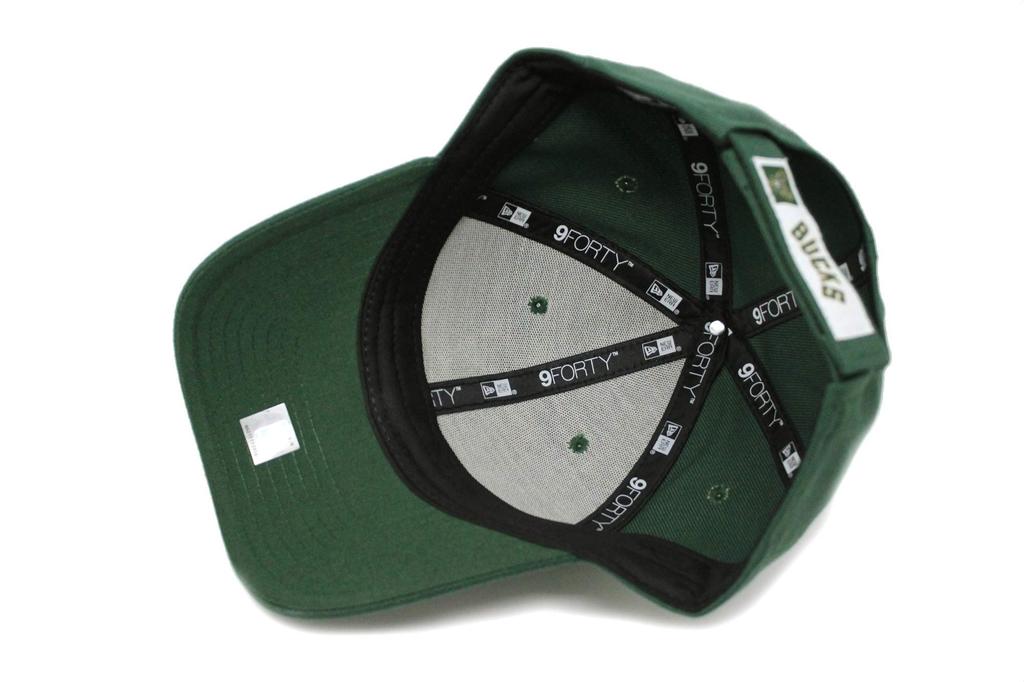 New Era 9FORTY NBA Eastern Conference Milwaukee Bucks Cap