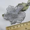 10 Stück 6,5 cm breite Blumen-Spitzen-Stickerei-Aufnäher Stickerei-Detail Doppellagige Stickerei Spitze Blumen Kleid Dekoration