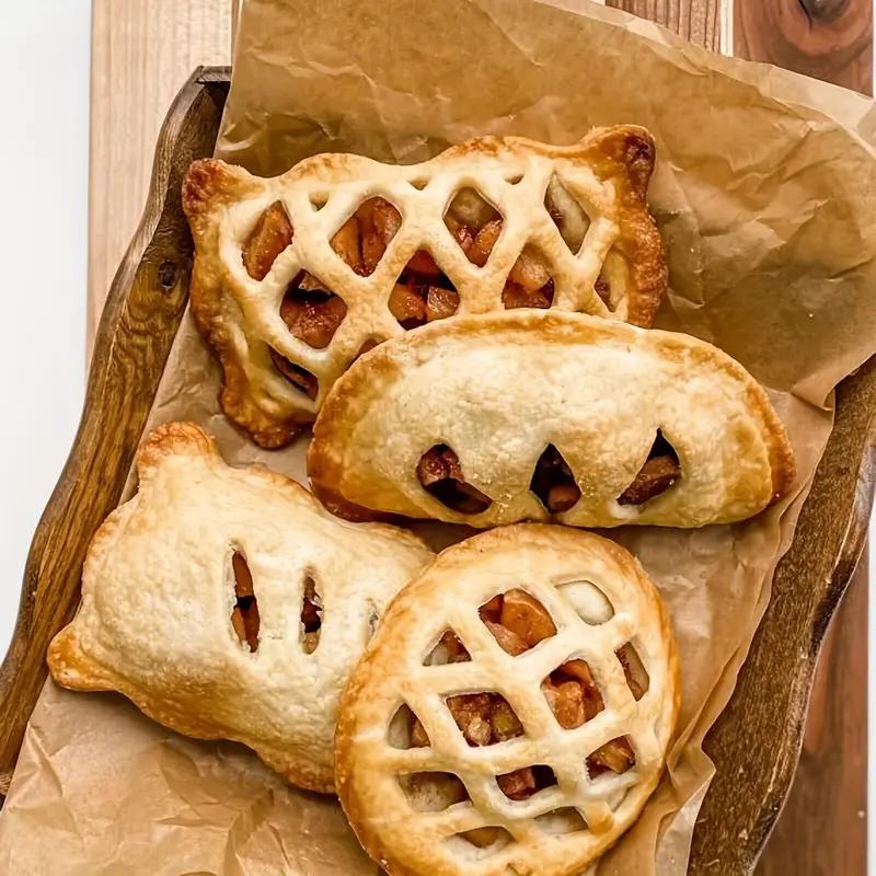 1/3pcs Classic Apple Pie Molds Homemade Baking Dough Presser Pocket Pie Mold Baking Accessories for Family Gatherings