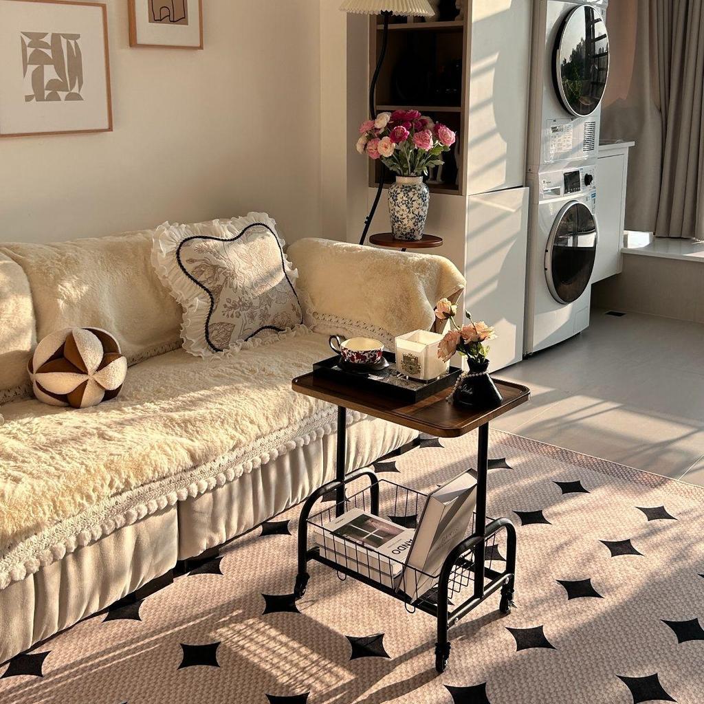 Masă laterală compactă mobilă cu depozitare: Suport pentru gustări pentru canapea, noptieră sau sufragerie