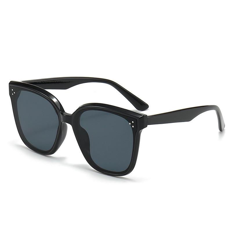 Chic Pc Material Black Frame Black Lens Sunglasses For Parties StyleA