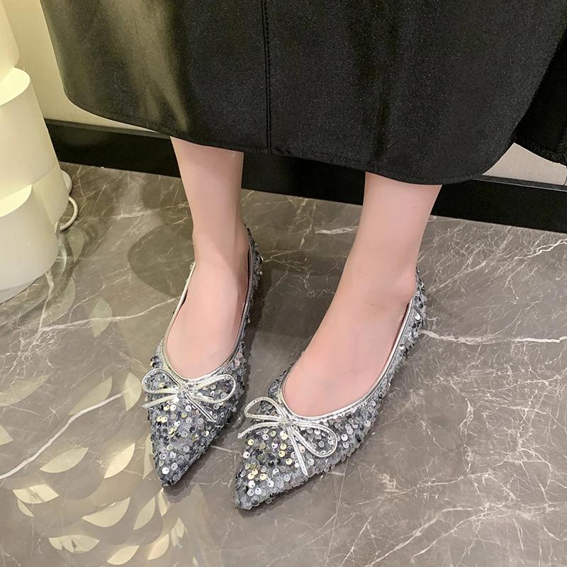 Women's Sexy Pointed Shoes 2025 Summer New Black Sequin Fashion Temperament Dress Bow Flat Shoes Comfortable Women's Shoes