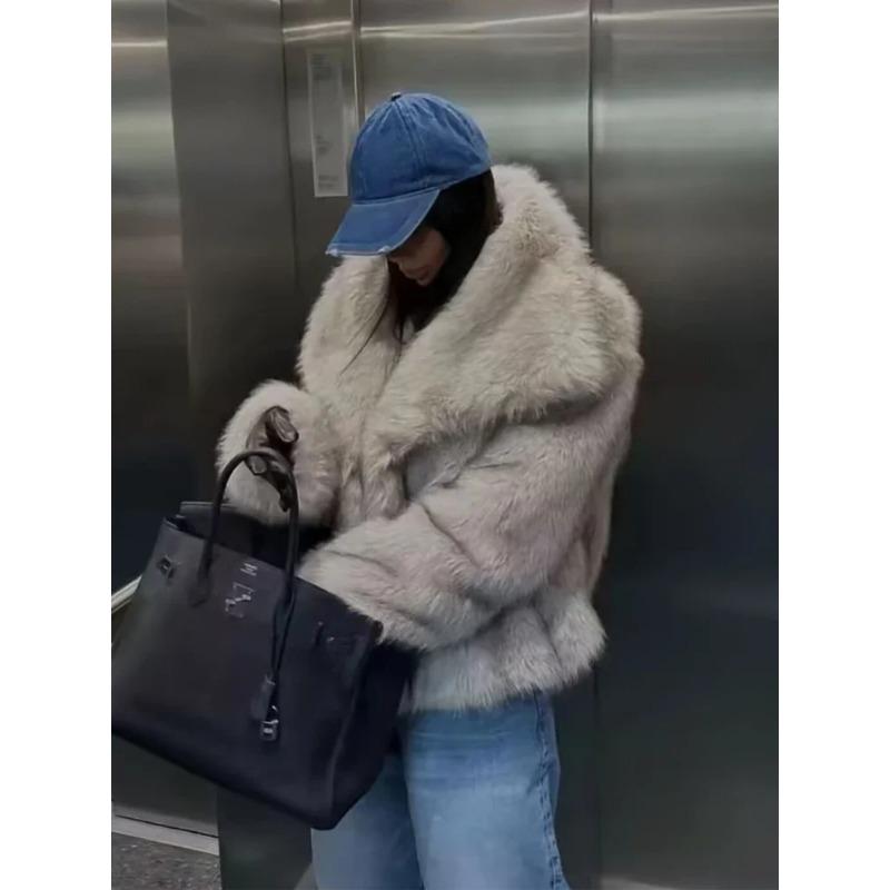 Kunstpelzmantel Plüschig Flauschig Damenjacke Frau Herbst Winter In Oberbekleidung Weiß Rot Grau Schwarz Wollmischungen Mäntel