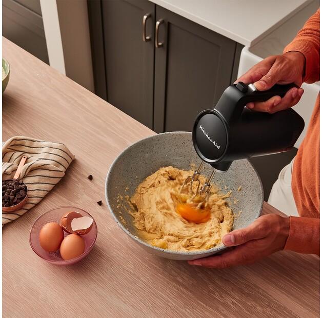 Ручной миксер KitchenAid 5KHMR762BM Go Cordless