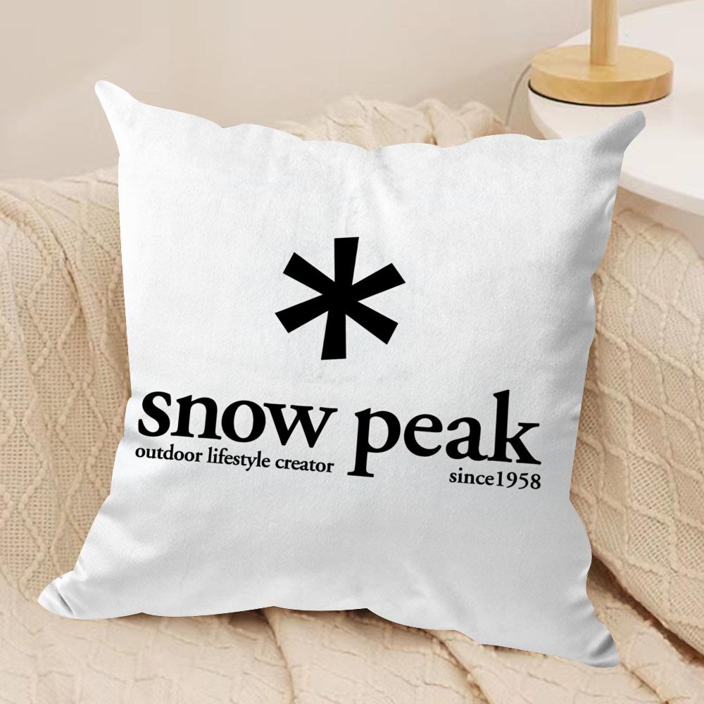 Outdoor SSnows Peak Cushion Cover Soft Plush Fabric DoubleSided Printed Sofa Cushion Cover for All Seasons Home Decor Gift