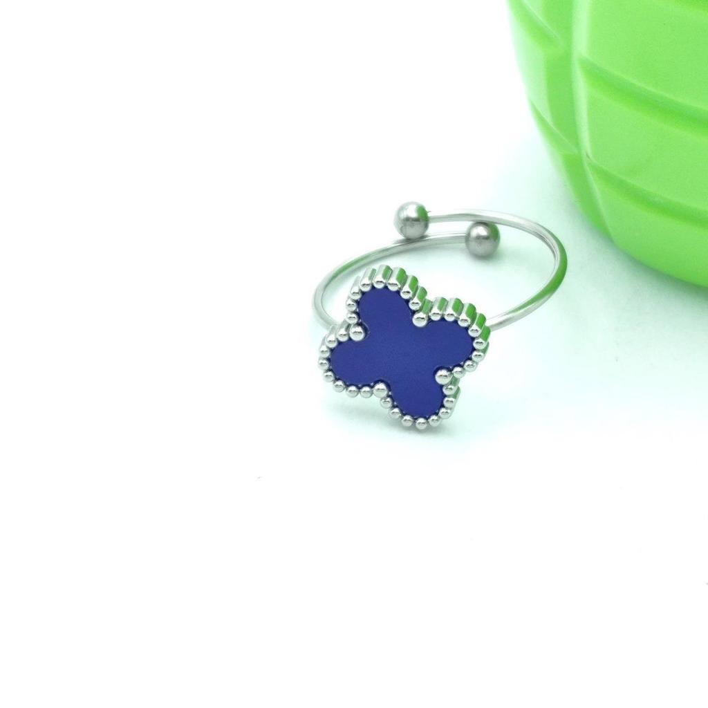 Anillo Trébol de Cuatro Hojas de la Suerte Modelos para Hombre y Mujer Abierto y Ajustable Anillo de Moda Cien Combinaciones Sensación de Clase Alta Joyería de Mano