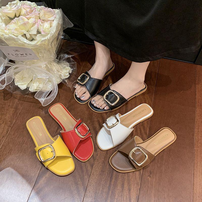 Square buckle one-word cool slippers women wear fashionable foreign style high value French fashionable Xiaoxiangfeng 2025 summer and autumn new model