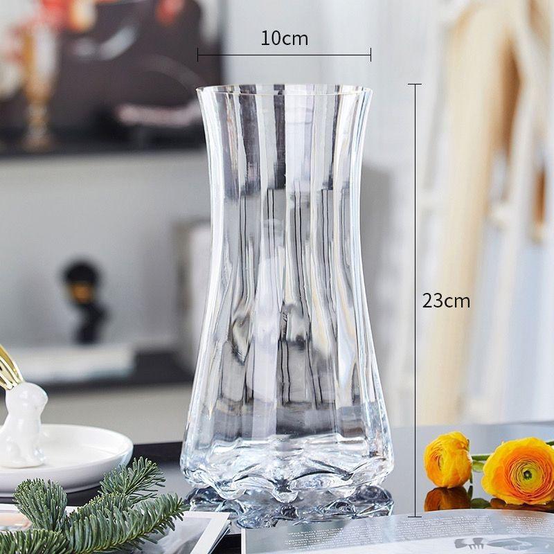 Nordic Wind-Inspired Glass Vase for Fresh Lilies: Creative Ornament for Living Room