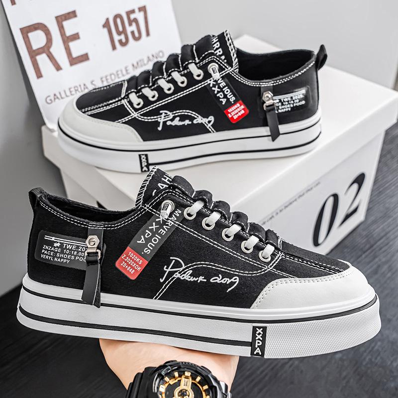 New Men's Classic Four Seasons Fashion Low Top Skateboarding Shoes Comfortable Soft Sole Sneakers