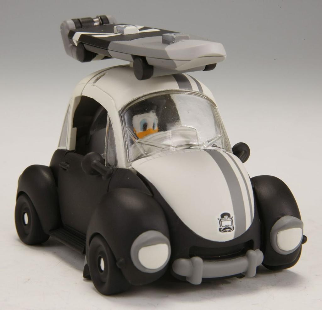 Transformers Disney Label Donald Duck Holiday Vehicle Monochrome