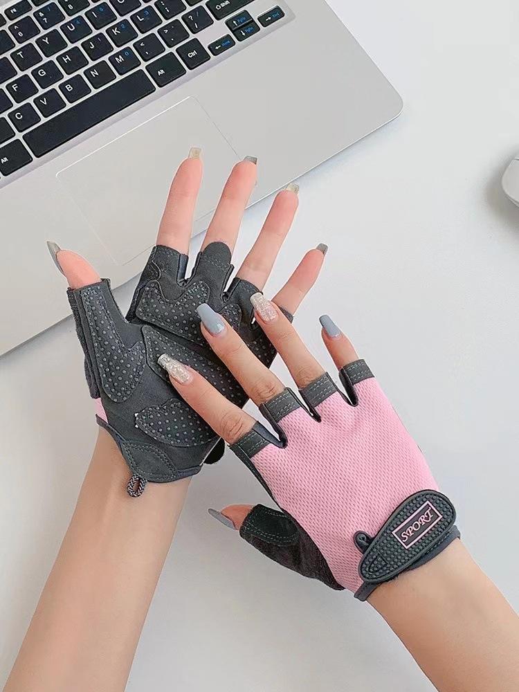 Men Women Summer Fitness Gloves, Anti-Callus Anti-Slip Yoga Cycling Thin Half-Finger Training Gloves