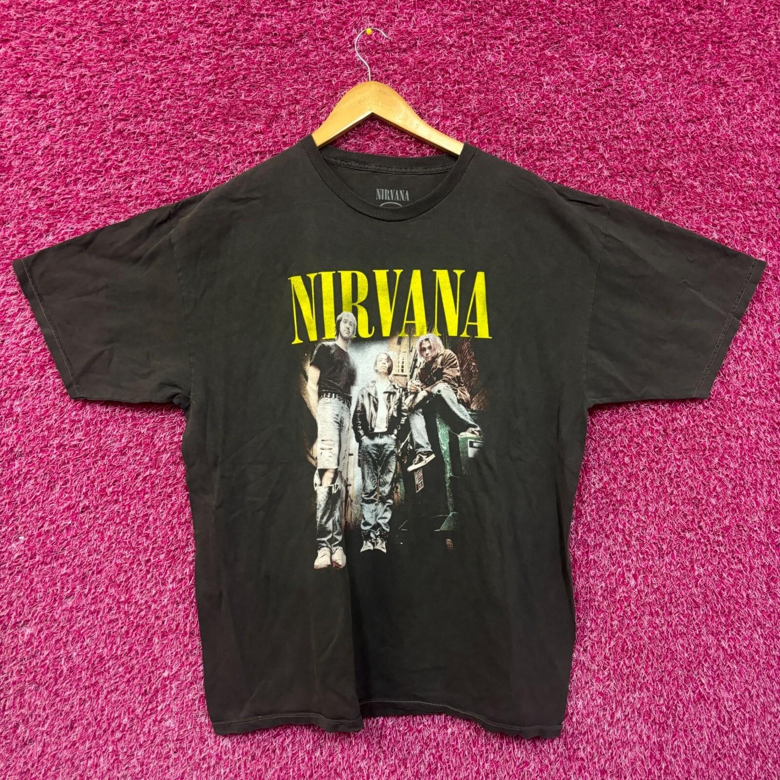 Nirvana Grunge Live Rock Tshirt size Large XXXL