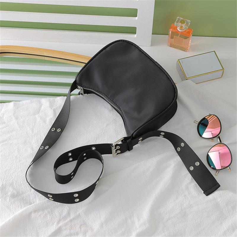 Jednoduché legální módní černé tašky přes rameno pro ženy voděodolné nylony crossbody malá messenger taška