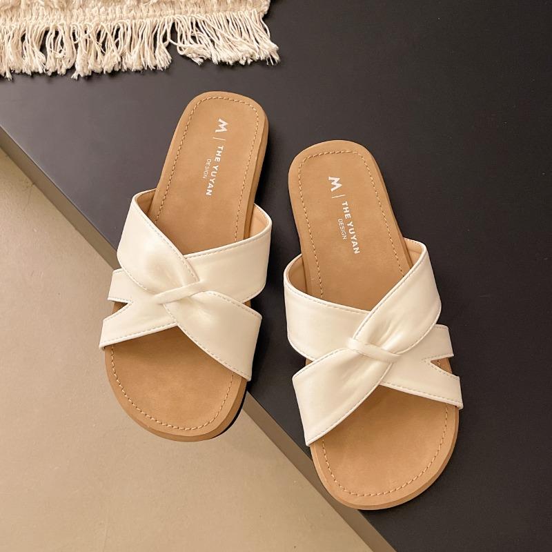 Fashion 2025 NEW Fashionable Flat Bottom Beach Sandals Women's Strap Slippers Anti-slip Home Fairy Style Leisure Shoes