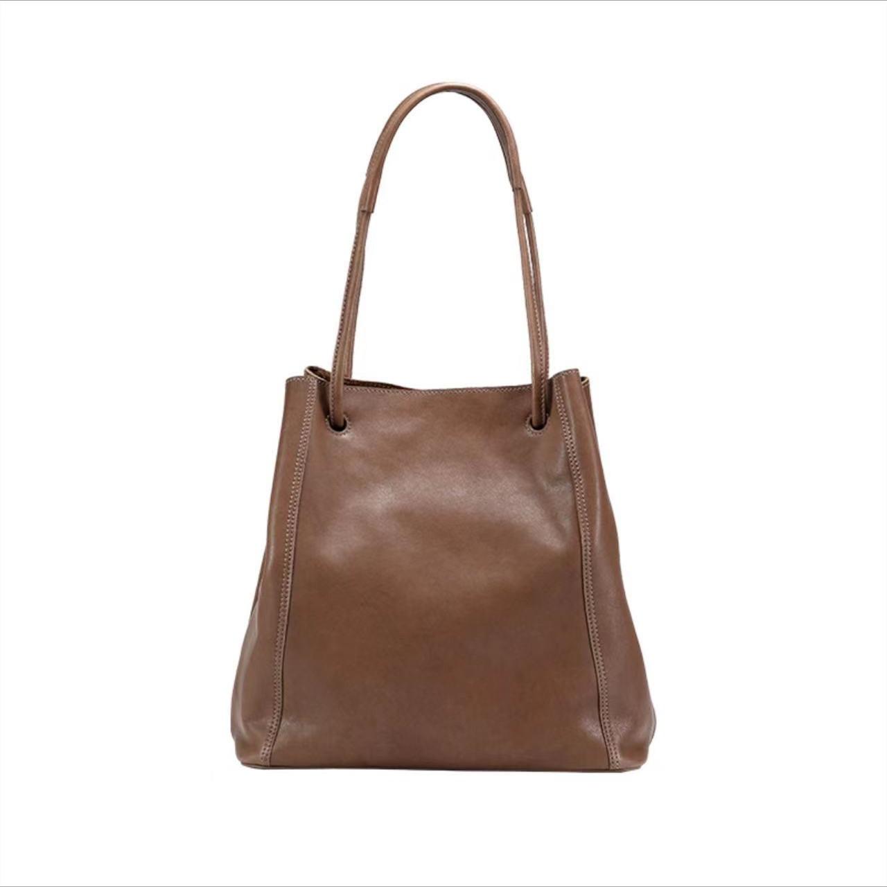 

Women s Handbag Genuine Leather Bucket Bag Large Capacity Commuter Shoulder Bag серый