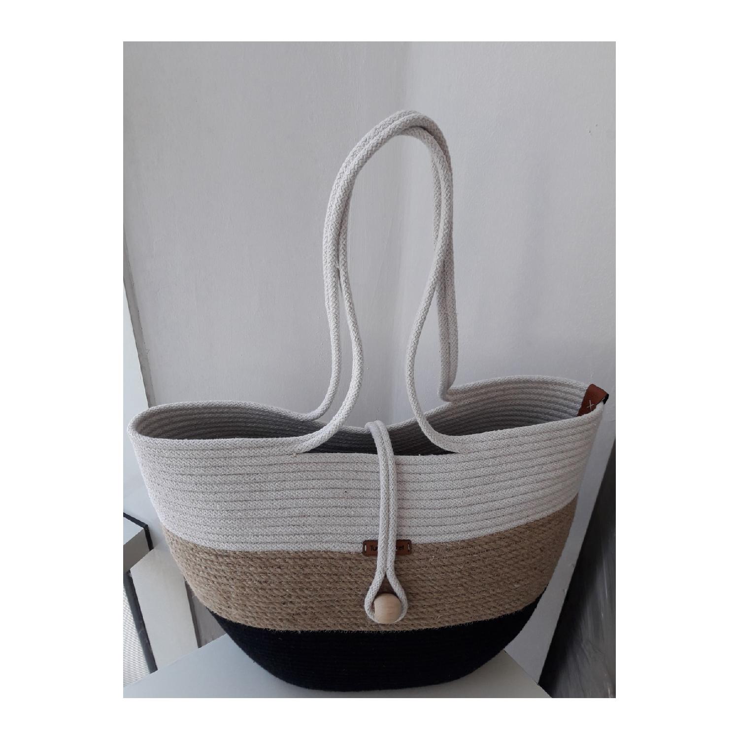 

Сумка для ежедневного использования или пляжная сумка