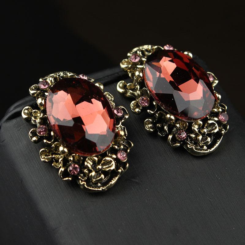 2026 European and American Retro Crystal Gemstone Stud Earrings Fashion Temperament Versatile Earrings Simple Ear Jewelry