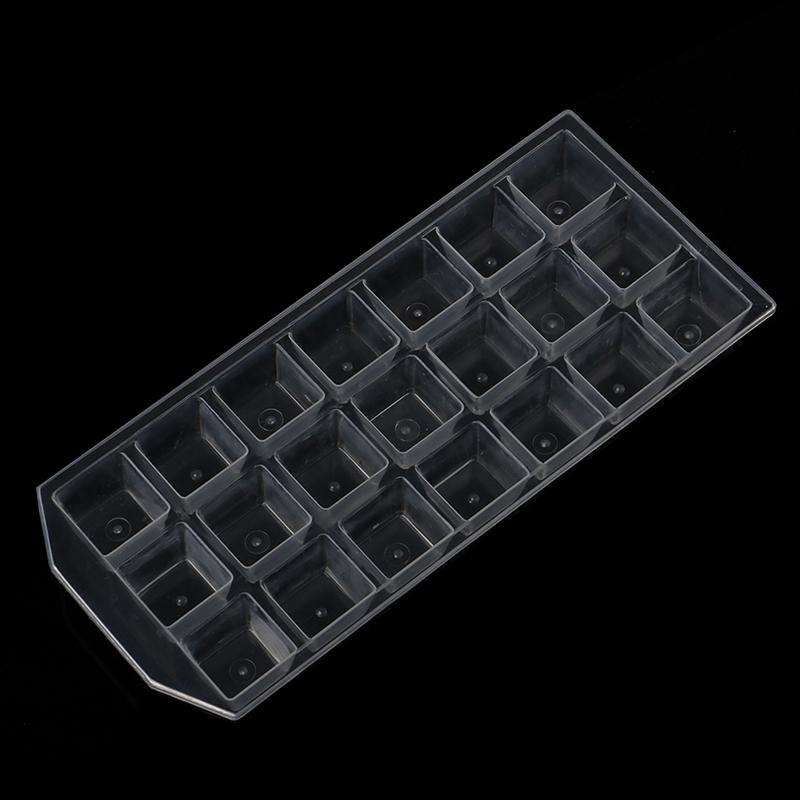 Stampo per Cubetti di Ghiaccio Pudding Maker a 21 Scomparti Vassoio per Ghiaccio da Frigorifero Strumento Plastica Bar
