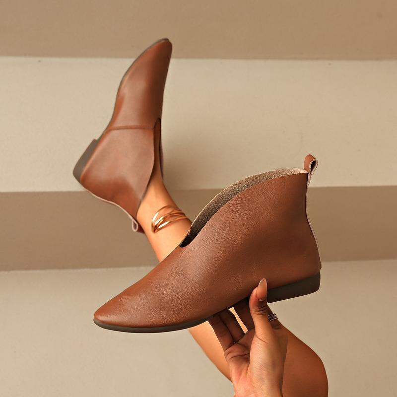 Fashion French Commuter Top Layer Soft Leather Showing Feet Small Pointed Toe and Naked Boots Versatile Comfort Flat Skinny Boots Women