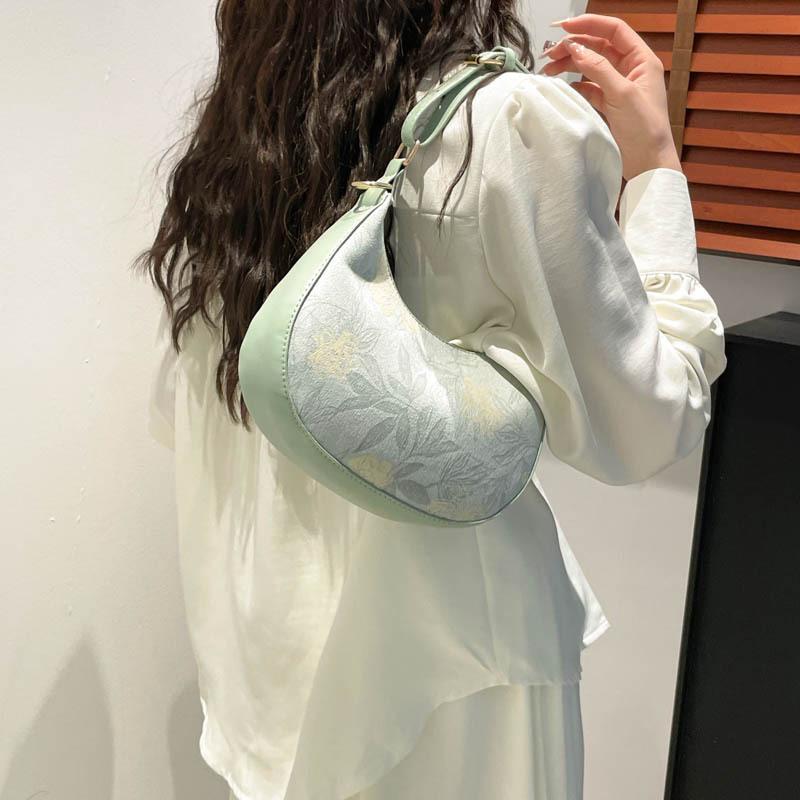 Hand Carry Small Bag Women's New Trendy Shoulder Bag Summer Niche Commuter Dumpling Bag