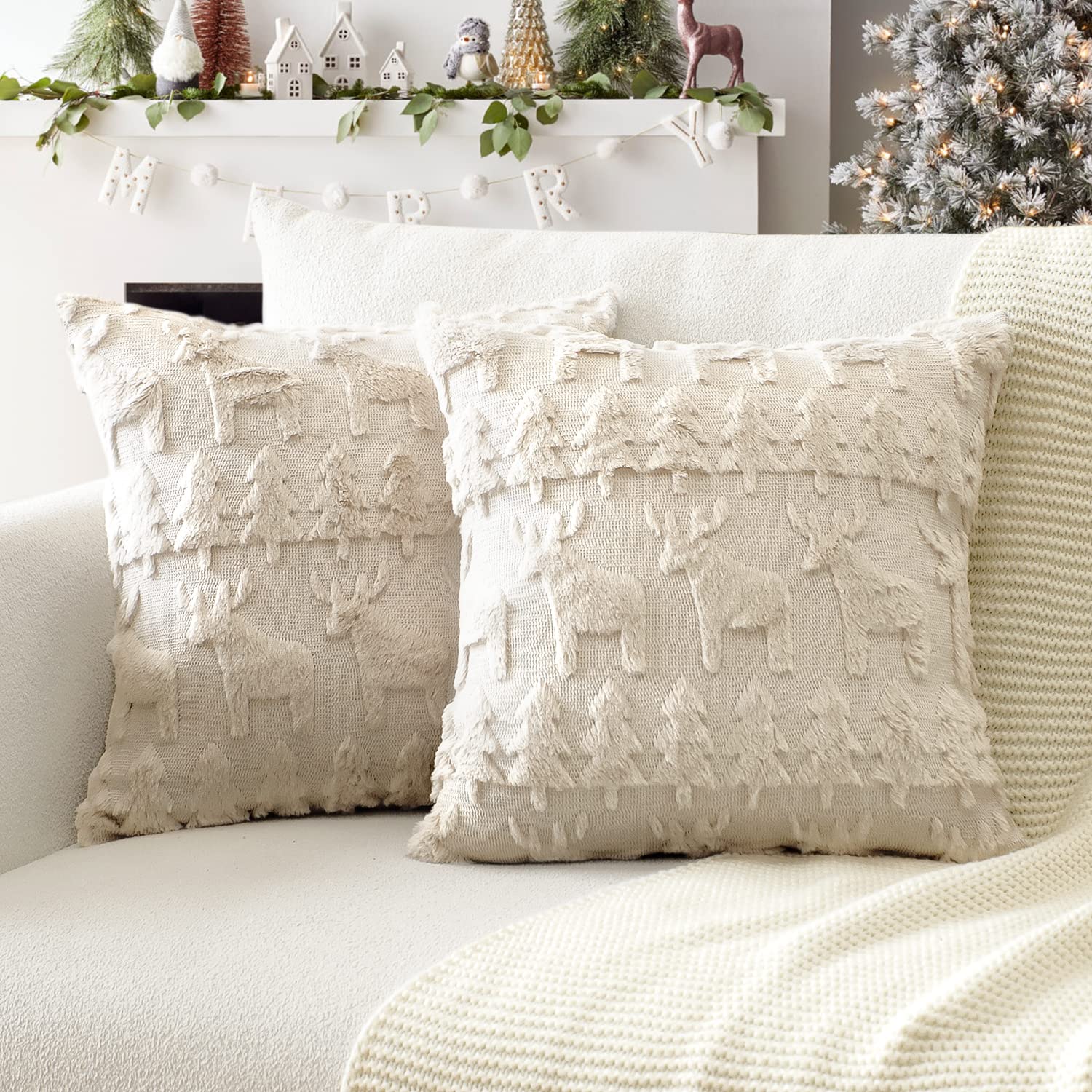 

Чехол для подушки Otostar 45x45 см, скандинавский набор из 2 коротких шерстяных бархатных стильных милых мягких узоров с изображением рождественской елки и оленя, современный элегантный, с внутренней стороны на молнии бежевый