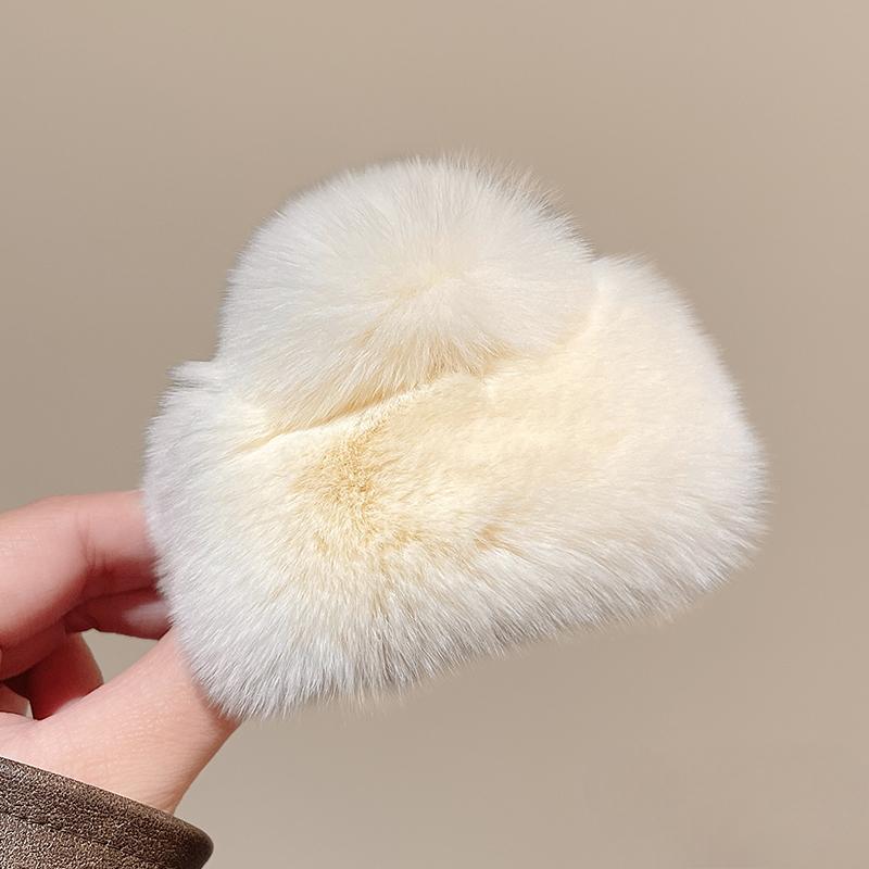 

Autumn and winter plush grab clip female senior sense 2024 new furry hairpin back head shark clip headdress