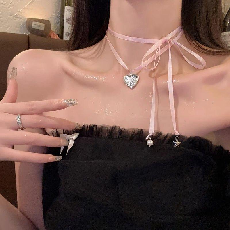 Trending Women's Leather Choker Necklace with Letter Stitching - Light Luxury & Cool Style Clavicle Chain Hot Girl Accessory.