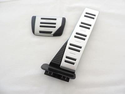 Genuine Toyota Aluminum Accelerator Pedal and Aluminum Brake Pedal Pad Set for 120 Series Mark X S Can Also Be Used On Other Grades of the 180 Series