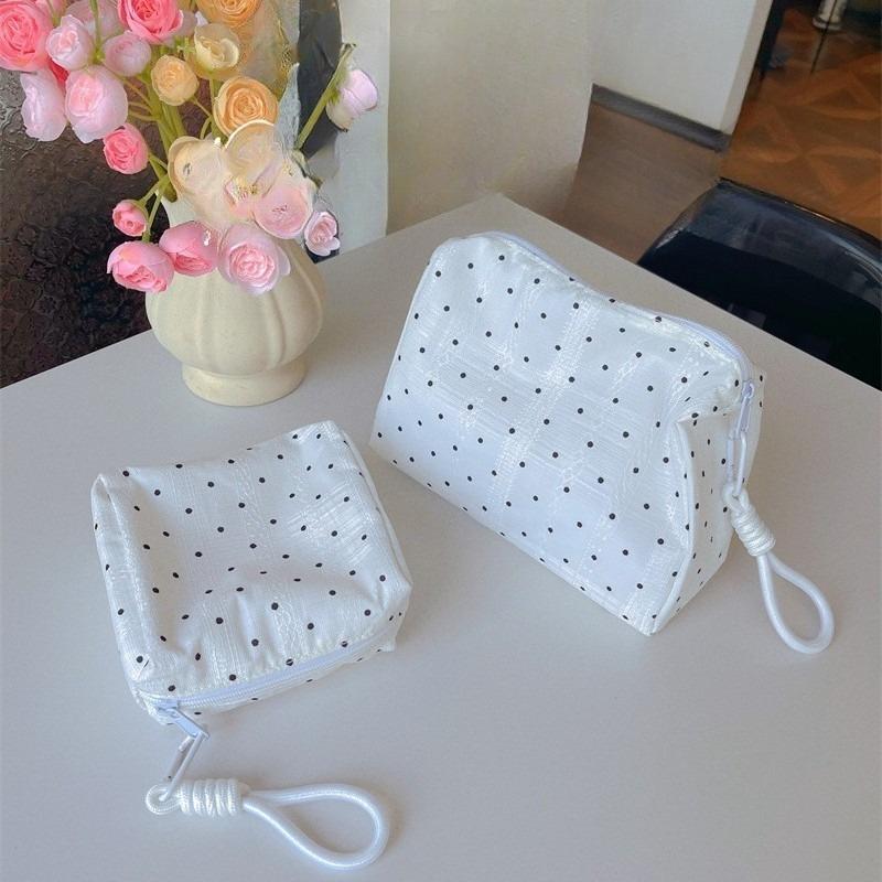 Black Dot Makeup Bag for Women Cosmetic Organizer Pouch Sweet Style Toiletry Bag Case