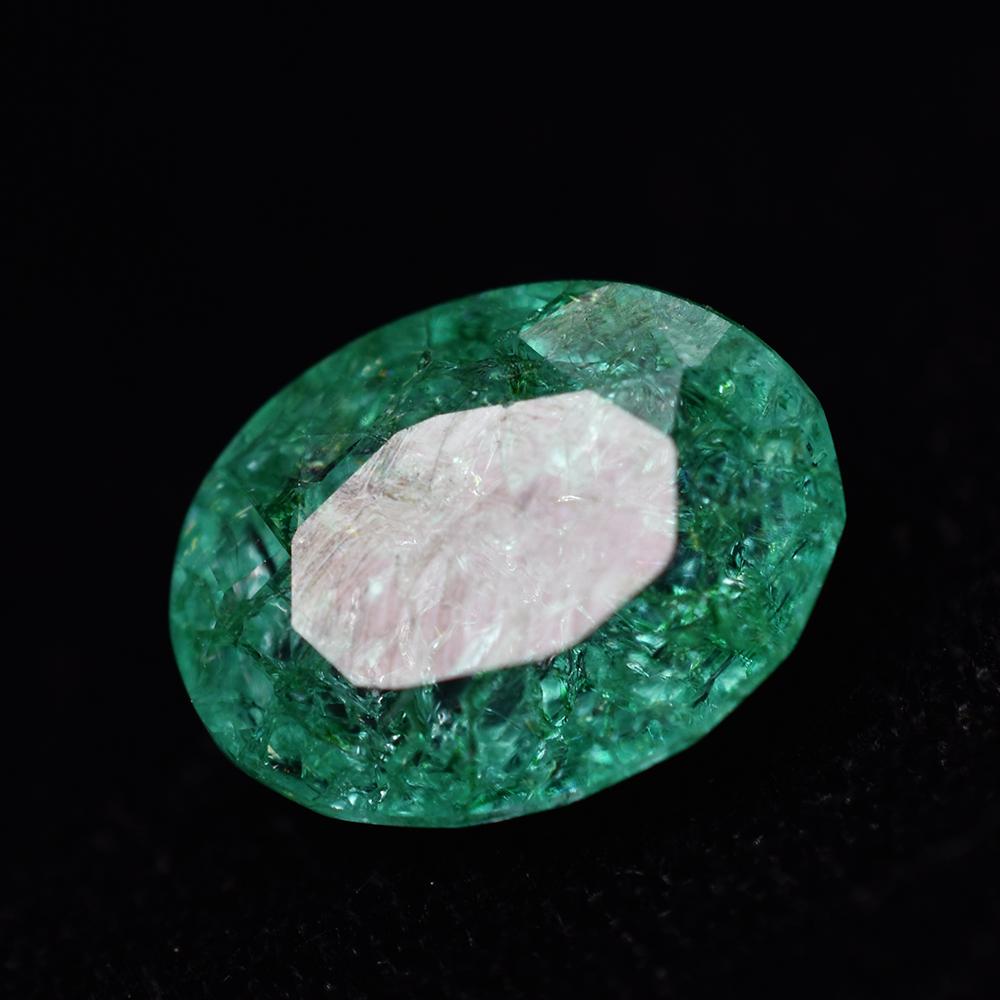 Natural Green Emerald Loose Gemstone 9.65 ct Oval Cut for Jewelry Making and Gem Collections