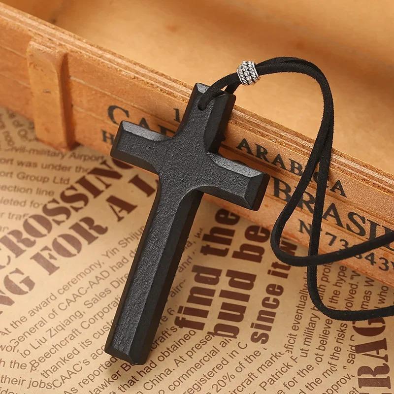 Fashion Cross Wooden Pendant Men's and Women's Necklace Black Brown Sweater Chain Rope Religious Neutral Jewelry Accessories