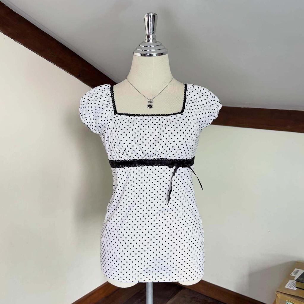 2026 French Retro Black & White Polka Dot Puff Sleeve Square Neck Top