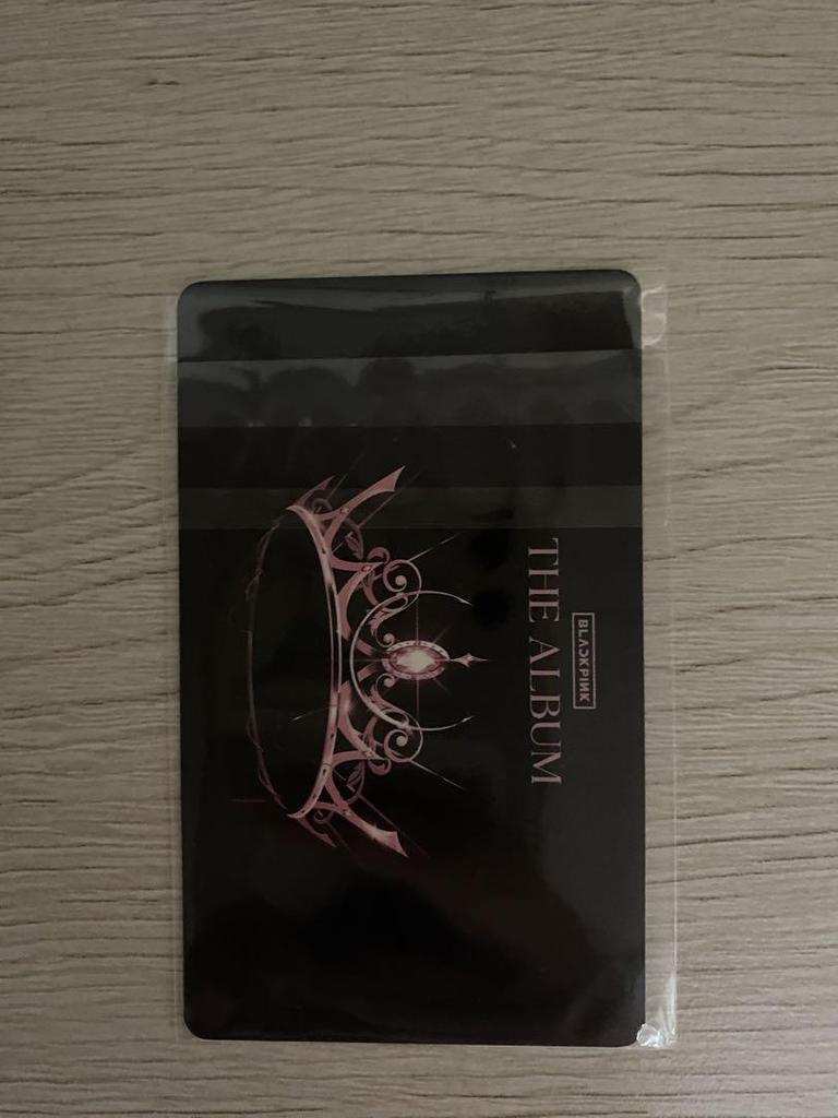 [USED] THE ALBUM JENNIE Universal Studios Japan special offer