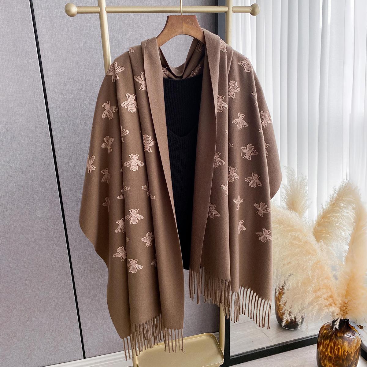 

Fashion Bee Print Embroidery Scarf Elegant Women Winter Thick Warm Neck Pashmina Long Fringe Scarves Lady Blanket Soft Shawl