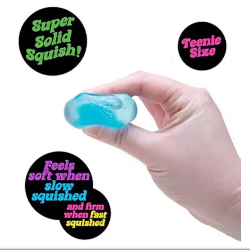 Schylling Needoh Nice Cube Sensorischer Fidget-Würfel Stressabbau-Quetschwürfel Anti-Angst-Drückobjekt für Konzentrationsübungen